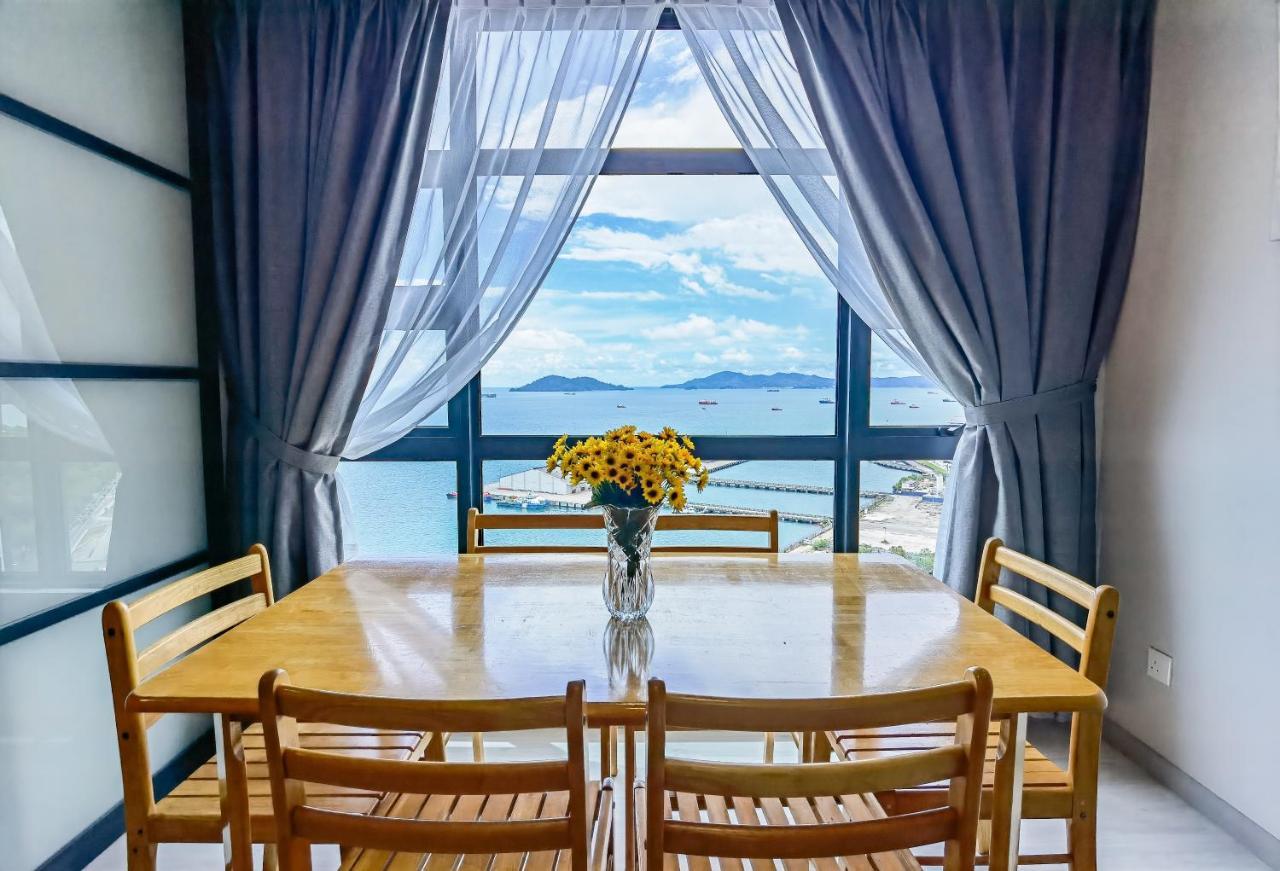 Apartment Lavender Homes @ Jesselton Quay *