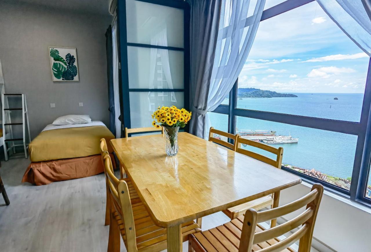 Lavender Homes @ Jesselton Quay Apartment *